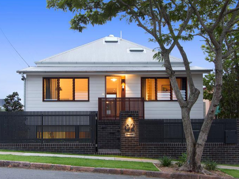 Aussie house hunters taking an hour to buy a home