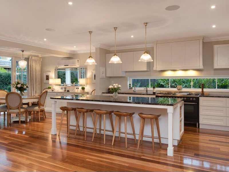 Luxury home market booming in Brisbane